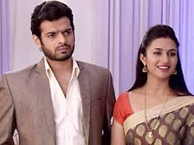 'ये है मोहब्बतें': अपनी मां पर जानलेवा हमला करेगी इशिता Ishita tries to kill her own mother!