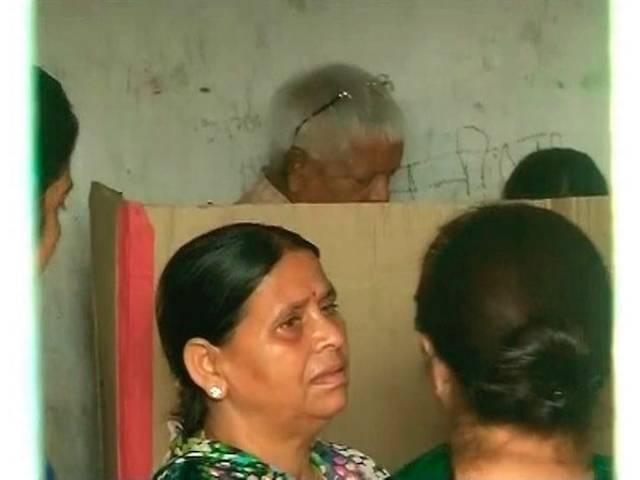 मतदान खत्म: बिहार में 5 बजे तक 53.32 फीसदी वोटिंग Third Phase Voting of Bihar Assembly Elections