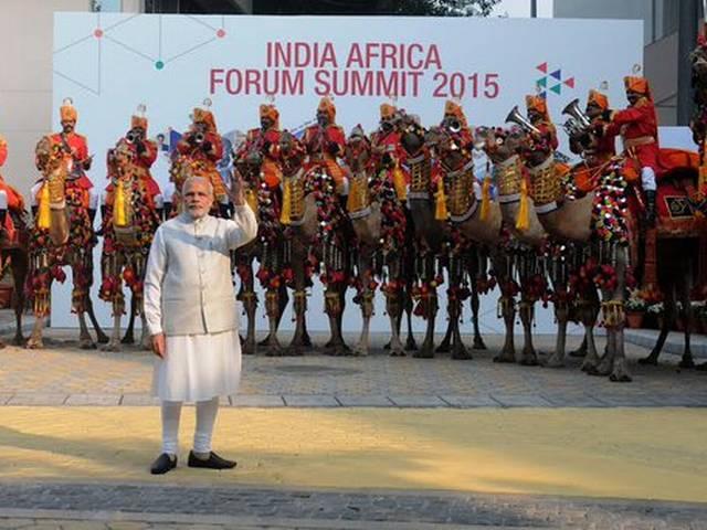 अफ्रीका को 60 करोड़ डॉलर फंड देने के साथ पीएम मोदी ने कहा- दोनों देशों की धड़कनें एक PM Modi announces concessional credit of USD 10 billion over the next five years for Africa