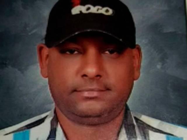 करवाचौथ के दिन पति ने पत्नी और बच्चे की जान ली delhi: husband kills wife, kid on the day of karwachauth