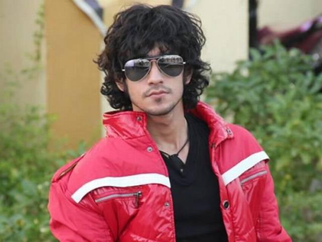 Bigg Boss 9: रिषभ की होगी पहली वाइल्ड कार्ड एंट्री frist wild card intre in bigg boss