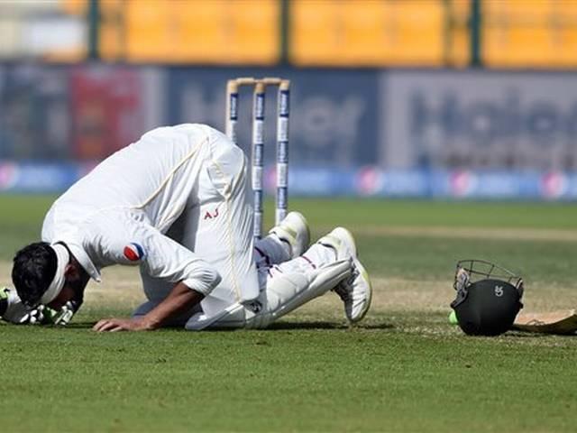 शोएब मलिक ने टेस्ट क्रिकेट को अलविदा कहा shoaib malik retires from test cricket