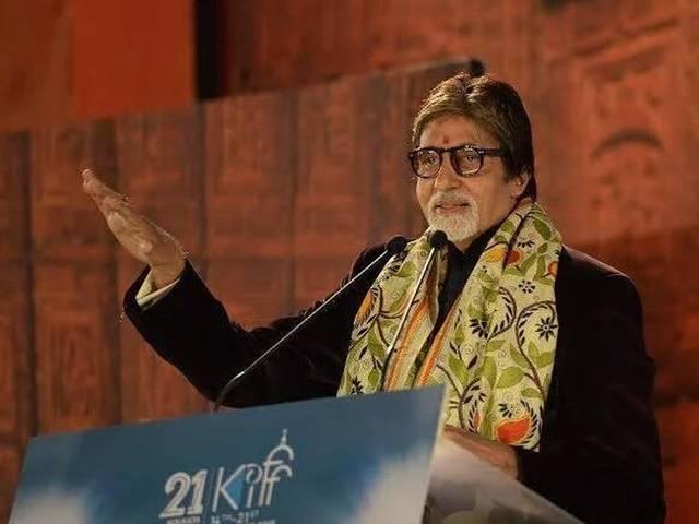 बेहतर संवाद की जरूरत: अमिताभ Amitabh in Kolkata International Film Festival