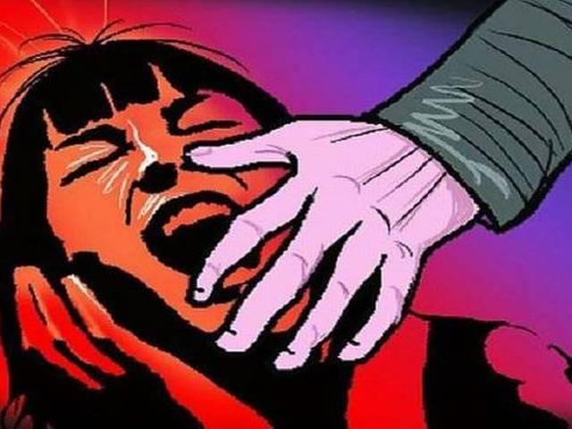 डर और दर्द से लड़ने के लिए बांग्लादेशी बलात्कार पीड़िता ने लिखी किताब bangladeshi rape survivor writes book