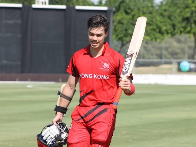 डेब्यू मैच में शतक जड़ चैपमेन ने दिलाई टीम को जीत Chapman marks debut with match-winning ton