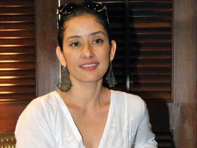 सेहतमंद रहने के लिए रोजाना करें योगा : मनीषा कोइराला yoga is good for health problem says manisha koirala