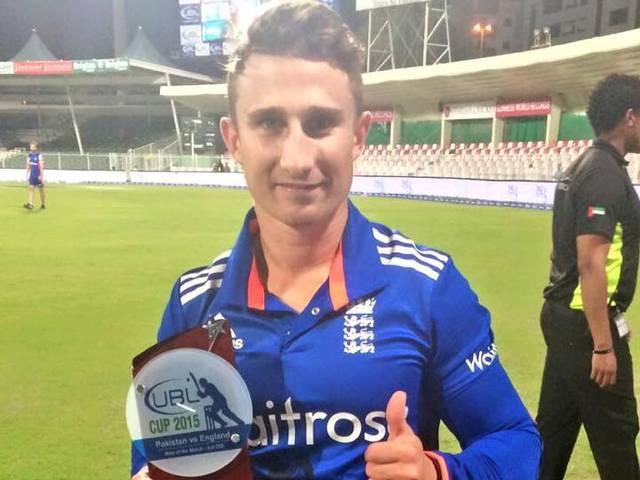 वोक्स और टेलर ने दिलायी इंग्लैंड को जीत Chris Woakes, James Taylor inspire England’s 6-wicket win over Pakistan