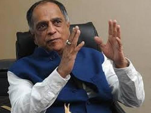एफटीआईआई छात्रों ने मांगा निहलानी का इस्तीफा ftii student’s demond pahlaj nihlani resegnation