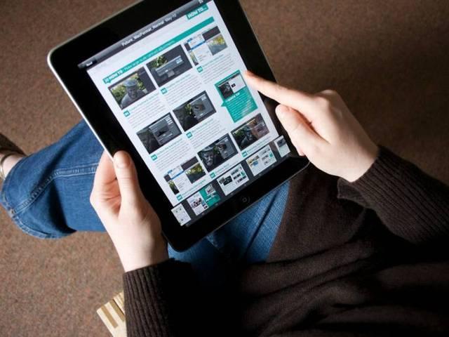 इंटरनेट यूजर्स के मामले में इस दिसंबर तक अमेरिका को पीछे छोड़ देगा भारत internet users base in india increased