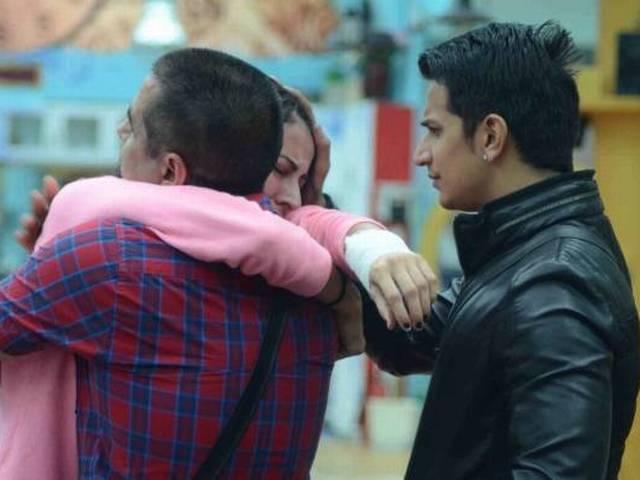 Bigg Boss 9: 38वें दिन मंदना के फेक एविक्शन के बाद घरवालों को मिला मंदना की बुराई का टास्क mandana enters in secret room