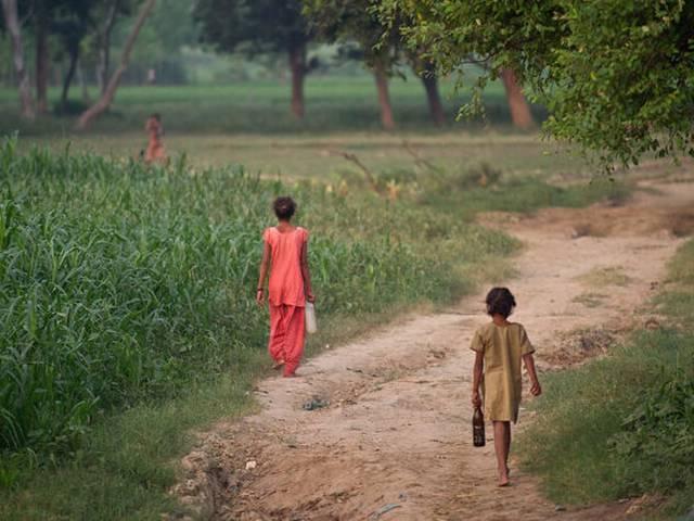भारत में 77.4 करोड़ लोगों के पास शौचालय सुविधा नहीं : रिपोर्ट india has 77.4 crore people without access to toilet