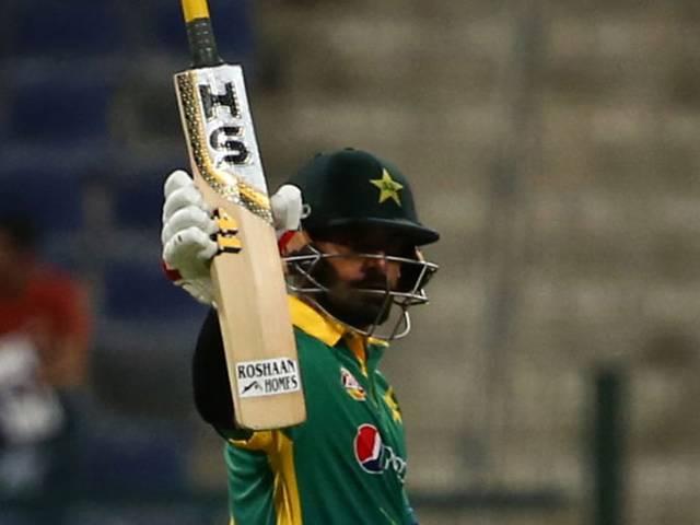 आमिर के कारण बीपीएल खेलने से हफीज का इनकार Hafeez refuses lucrative BPL offer due to Aamir’s presence