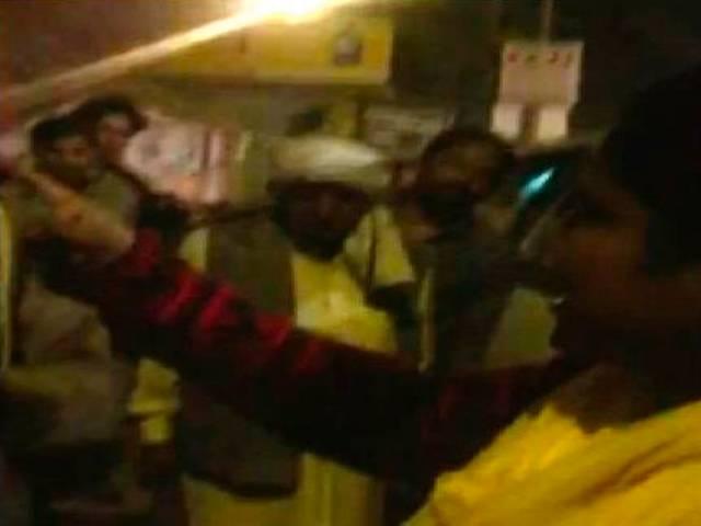 दिल्ली: आप विधायक सरिता सिंह के खिलाफ पुलिसवालों से बदसलूकी के आरोप में केस दर्ज FIR lodge against aap mla sarita singh
