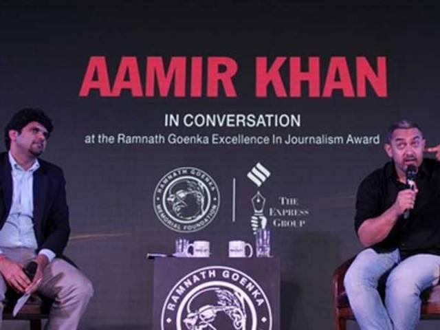 असहिष्णुता पर बोले आमिर खान, 'पत्नी ने देश छोड़ने की बात कही थी' Wife suggested moving out of India: Aamir Khan on intolerance
