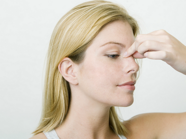 इन नुस्खों को अपनाएंगे तो बच जाएंगे सर्दी-खांसी से Natural Remedies for Sinus Problem