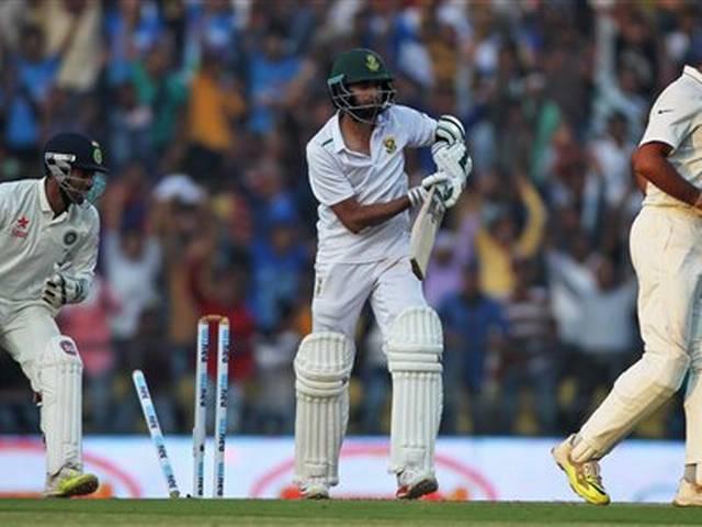 INDvsSA: तीसरे टेस्ट के पहले दिन विकेटों ने बनाया रिकॉर्ड First-day wicket tally climbs to 34