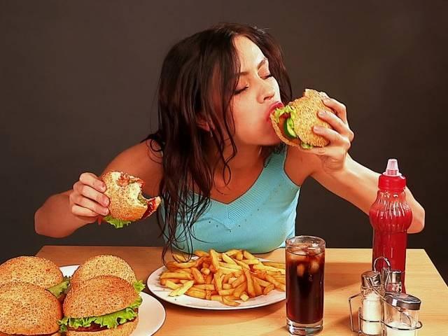क्या सचमुच खाने की सजावट आपकी भूख बढ़ा देती है Surprising Things That Can Increase Your Appetite