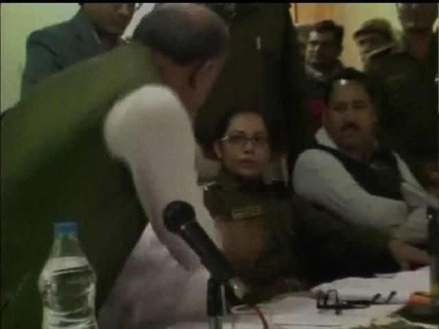 हरियाणा : मंत्री विज और महिला IPS का झगड़ा पहुंचा सीएम के दरबार ‘Get Out’ Of The Meeting: Haryana Minister Anil Vij Yells At Female IPS Officer