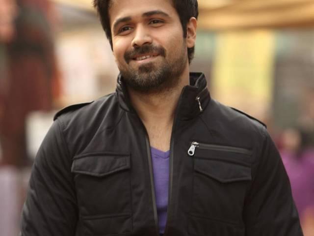 शाहरूख खान से अलग है मेरा रोमांस : इमरान हाशमी my style of romance is different from shah rukh khan says emraan hashmi