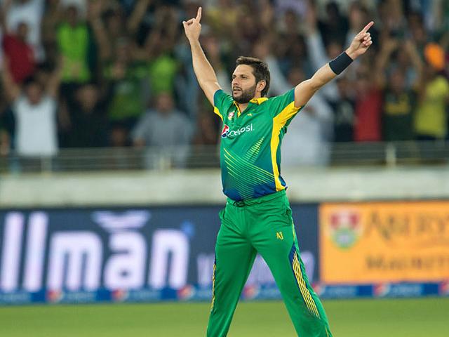 टी-20 क्रिकेट में सबसे ज्यादा विकेट लेने वाले गेंदबाज बने शाहिद अफरीदी Shahid Afridi becomes highest wicket taker in T20