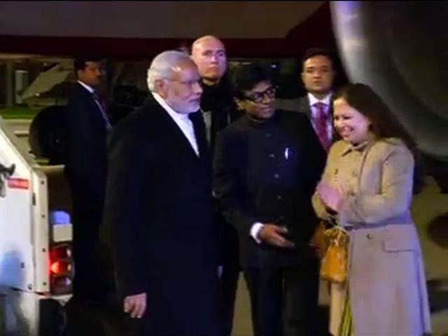 धरती बचाने के लिए आज पेरिस में पीएम मोदी का मंत्र PM Narendra Modi To Push For ‘Climate Justice’ at UN Summit In Paris