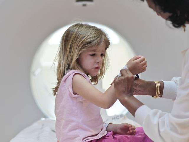 अल्ट्रासाउण्ड नहीं एक्स-रे और सीटी स्कैन हैं ज्यादा खतरनाक Unnecessary radiation harmful for kids: Doc
