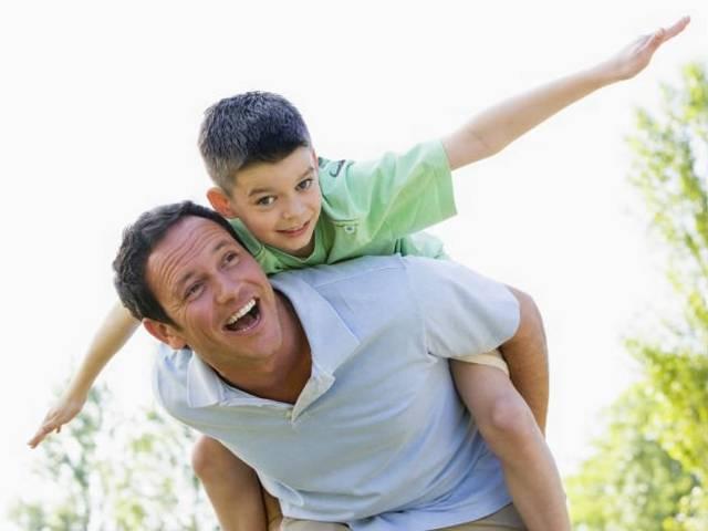 पिता के खानपान से जुड़ी है बच्चे की सेहत Dads’ Unhealthy Habits Can Harm Their Future Kids, says study