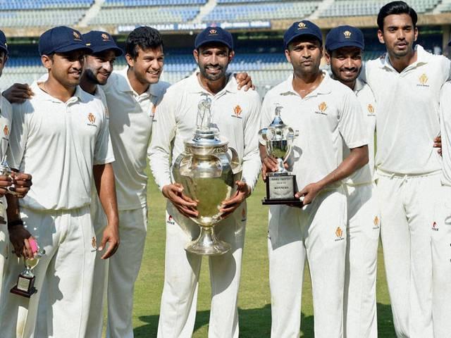 दो बार की चैम्पियन कर्नाटक नॉकआउट की दौड़ से बाहर Maharashtra beat karnatka in ranji match
