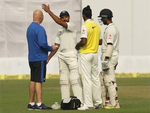 'बर्थडे ब्वॉय' धवन ने मैदान पर खोया आपा, राहुल बने शिकार Shikhar Dhawan erupts against KL Rahul