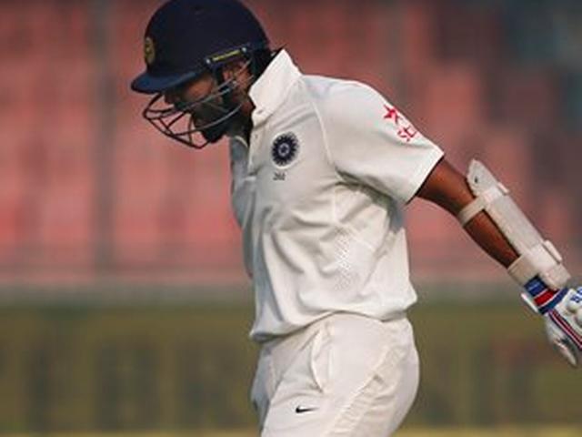 मुरली विजय पर आईसीसी ने लगाया जुर्माना Murali Vijay fined for breaching ICC Code of Conduct