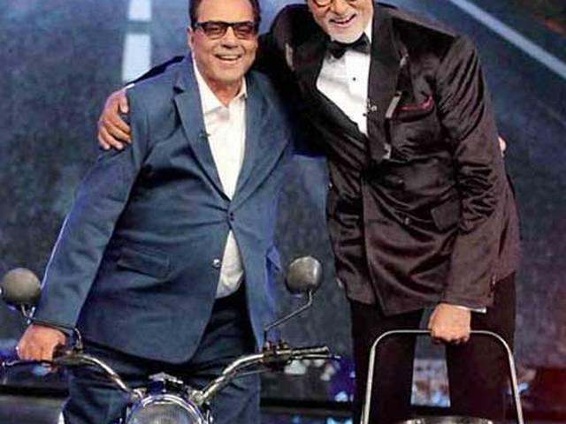 अमिताभ बच्चन और धर्मेद्र ने फिर जगाया 'शोले' का जादू amitabh bachchan and dharmendra recreates sholay’s magic