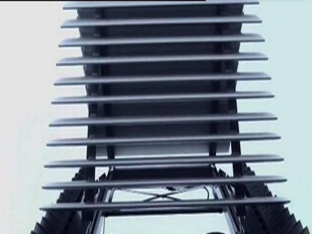 दिल्ली की हवा में घुले जहर को ये करिश्माई अंगूठी दूर कर सकती है! smog filter tower and ring