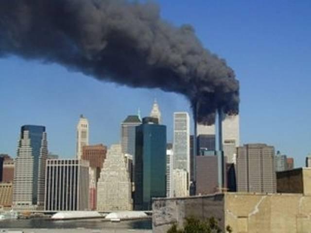 9/11 की 12वीं बरसी पर गमज़दा अमेरिका 9/11 की 12वीं बरसी पर गमज़दा अमेरिका