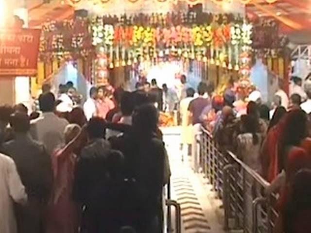 शक्ति की देवी दुर्गा की अराधना का पर्व नवरात्र शुरू शक्ति की देवी दुर्गा की अराधना का पर्व नवरात्र शुरू