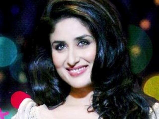 हीरोइन के ट्रेलर से हटाए करीना के स्मोकिंग सीन हीरोइन के ट्रेलर से हटाए करीना के स्मोकिंग सीन