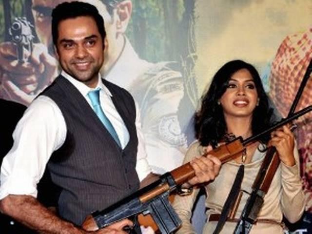 'चक्रव्यूह' की पहली झलक से खुश हैं अभय देओल ‘चक्रव्यूह’ की पहली झलक से खुश हैं अभय देओल
