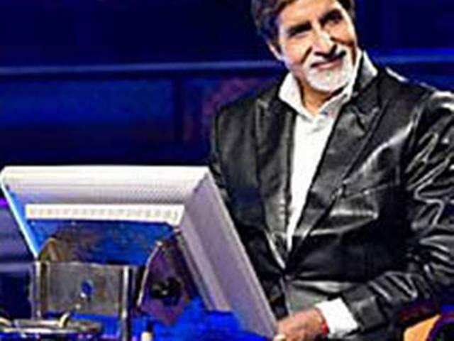 अमिताभ बच्चन ने मांगी देर से आने के लिए माफी अमिताभ बच्चन ने मांगी देर से आने के लिए माफी