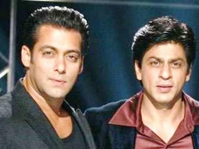 सलमान ने दिया न्यौता, क्या बिग बास में आएंगे शाहरूख खान? सलमान ने दिया न्यौता, क्या बिग बास में आएंगे शाहरूख खान?