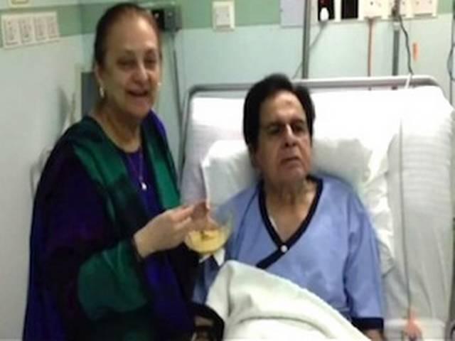 आज घर जा सकेंगे दिलीप कुमार आज घर जा सकेंगे दिलीप कुमार