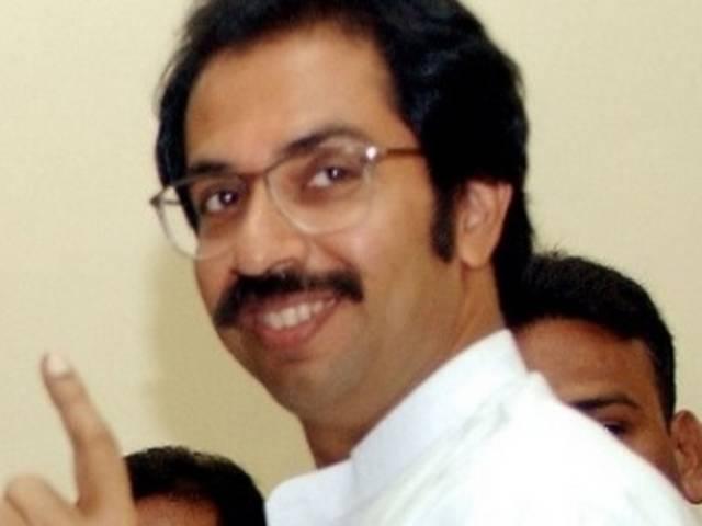 बुर्के पर बवाल: शिवसेना ने कसा मोदी पर तंज, कहा-सेक्युलर दिखने की जल्दबाजी है बुर्के पर बवाल: शिवसेना ने कसा मोदी पर तंज, कहा-सेक्युलर दिखने की जल्दबाजी है