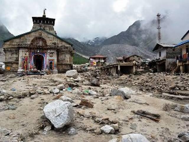केदारनाथ घाटी में अब भी पड़े हैं सैकड़ों शव: भाजपा केदारनाथ घाटी में अब भी पड़े हैं सैकड़ों शव: भाजपा