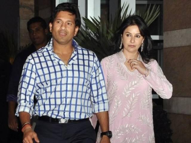 अंजलि तेंदुलकर के नाम के आगे लगाया 'मिस्टर' अंजलि तेंदुलकर के नाम के आगे लगाया ‘मिस्टर’
