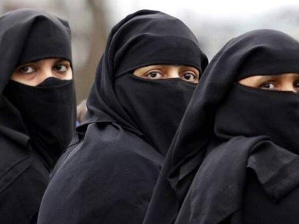 UP: Drunk husband gives triple talaq over phone