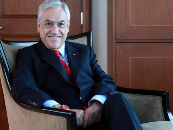 Former Chilean president makes comeback for second term