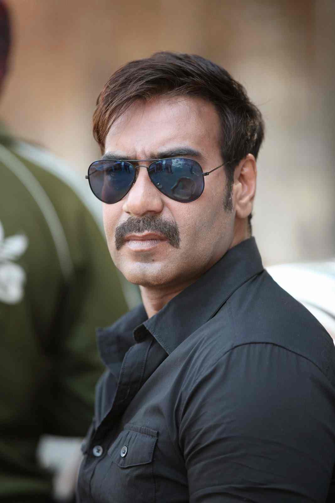 ‘SELFIE’: Even Ajay Devgn faced nasty remarks for his looks!