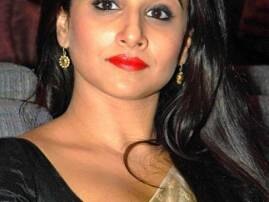 Vidya Balan hospitalised for suspected kidney stone