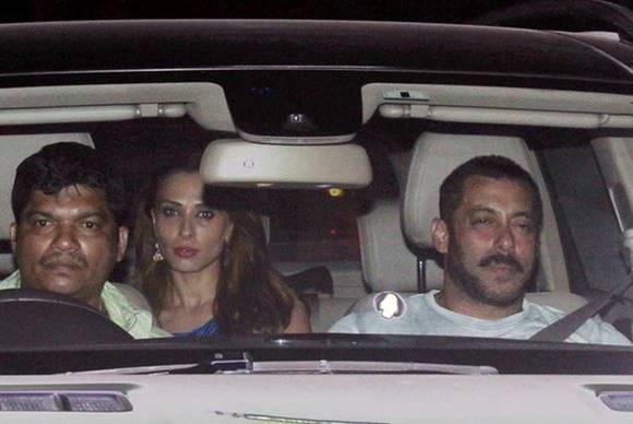 WONDERFUL: Salman Khan to OFFICIALLY introduce Iulia Vantur as his girlfriend on his birthday?