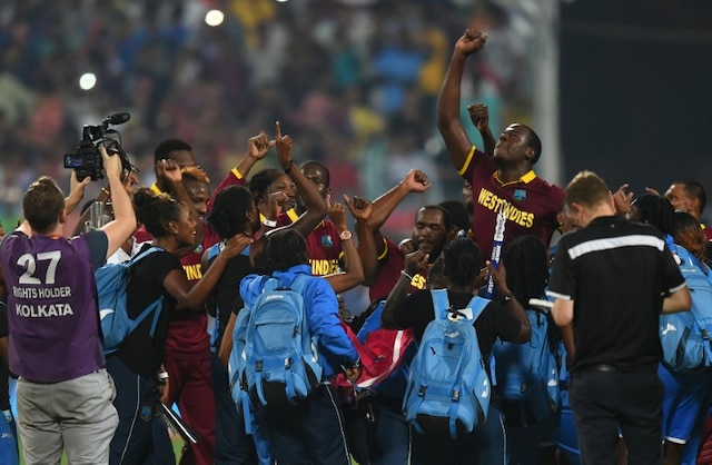 Windies men, women team celebrate World T20 win with 'Champion Dance'