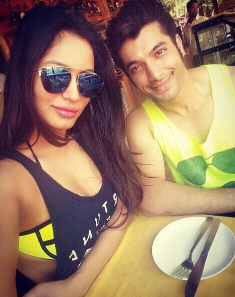 ssharad malhotra dating Ssharad malhotra is on a high both professionally and personally while his love story in 'kasam' is raking in good ratings, he seems to be going strong with his special someone in real life as well subscribe us for more masala gossips you can also find us on website : http://www. ssharad malhotra dating Ssharad malhotra is on a high both professionally and personally while his love story in 'kasam' is raking in good ratings, he seems to be going strong with his special someone in real life as well subscribe us for more masala gossips you can also find us on website : http://www.
