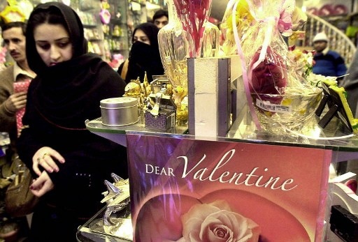 Valentine's Day celebrations banned in Pakistan: Know why Valentine’s Day celebrations banned in Pakistan: Know why